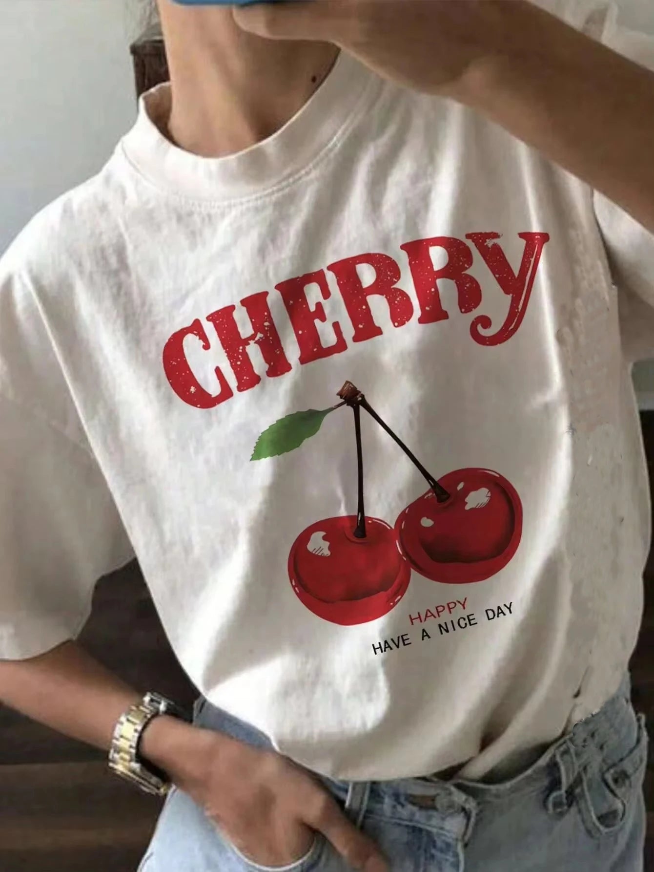 חולצת טי Cherry